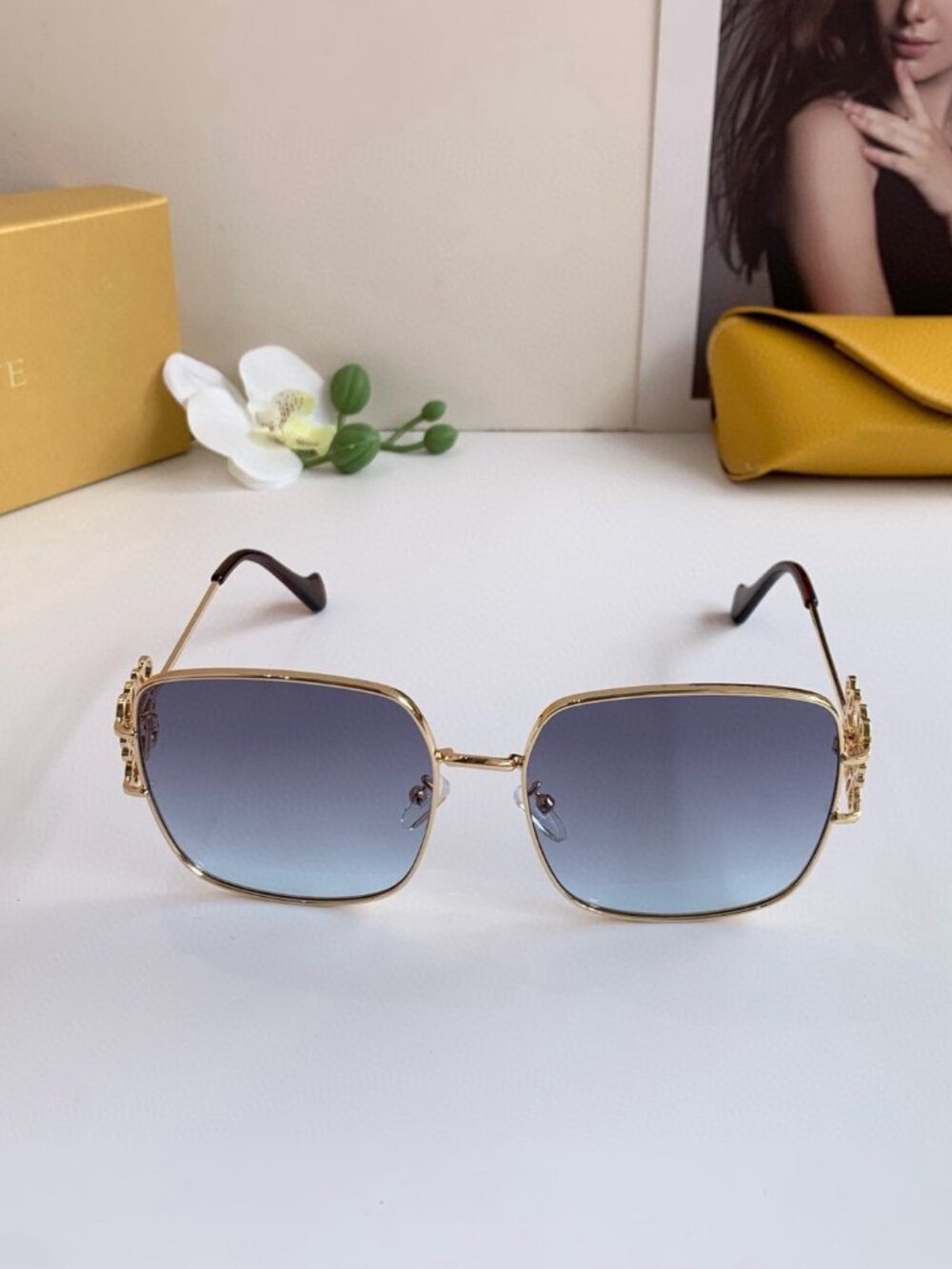 ✅NWT Authentic Loewe Sunglasses